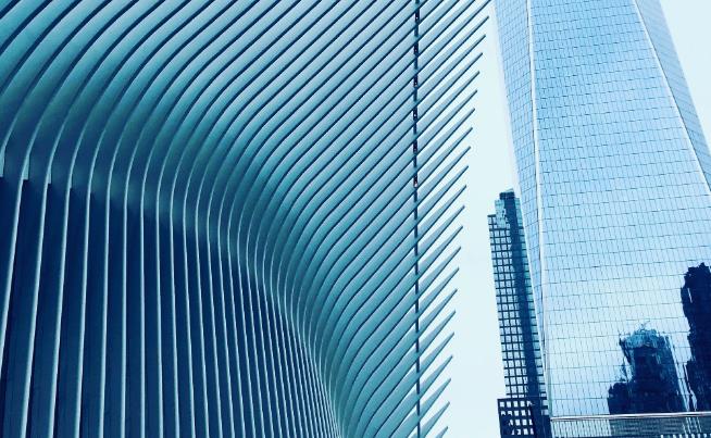 建筑公司的法人如何變更，資質也要變更嗎？